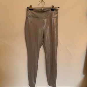 Wild Fabe glittery silver holographic leggings